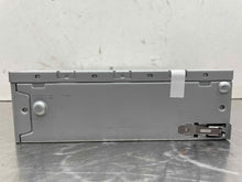 Load image into Gallery viewer, RADIO RECEIVER A4 A6 S4 S6 Touareg 10 11 12 13 14 15 16 17 - NW430784