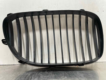 Load image into Gallery viewer, GRILLE 740i 740il 750 HYBRID 750i 750il 760li Active 7 Alpina 09-12 Left - NW431122