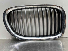 Load image into Gallery viewer, GRILLE 740i 740il 750 HYBRID 750i 750il 760li Active 7 09-12 Right - NW431123