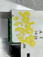 Load image into Gallery viewer, REAR TEMPERATURE CONTROLS Honda Pilot 03 04 05 06 07 08 - NW431663