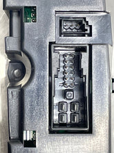 Load image into Gallery viewer, AC HEATER TEMP CONTROL Mercedes E320 E500 E55 03 04 - NW100937