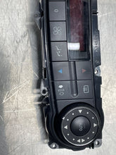 Load image into Gallery viewer, AC HEATER TEMP CONTROL Mercedes E320 E500 E55 03 04 - NW100937