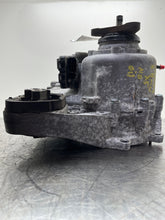 Load image into Gallery viewer, TRANSFER CASE BMW X5 X6 2011 11 2012 12 - NW432774
