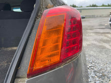 Load image into Gallery viewer, OUTER TAIL LIGHT LAMP Nissan Murano 2009 09 2010 10 Right - NW432792