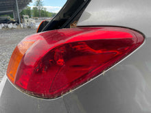 Load image into Gallery viewer, OUTER TAIL LIGHT LAMP Nissan Murano 2009 09 2010 10 Right - NW432792