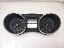 Load image into Gallery viewer, Speedometer Cluster MERCEDES ML-CLASS 2009 - NW161306