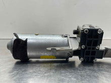 Load image into Gallery viewer, CONVERTIBLE TOP MOTOR Volvo C70 1998 98 1999 99 2000 00 01 02 03 04 Left - NW433064