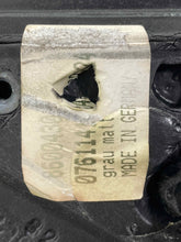 Load image into Gallery viewer, SIDE VIEW MIRROR Volvo C70 98 99 00 01 02 03 04 Right - NW433078
