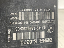 Load image into Gallery viewer, RADIATOR FAN ASSEMBLY BMW 530i 545i 525i 750i 2004 04 2005 05 2006 06 07 08 - 10 - NW433635