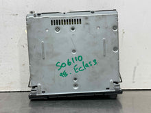 Load image into Gallery viewer, RADIO Cl500 E300D E320 S320 96 97 98 - 99 AM/FM/CASS - NW434080