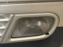 Load image into Gallery viewer, FOG LAMP LIGHT E300d E320 E320T Wagon E420 96-99 Bumper Mounted Left - NW434044