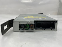 Load image into Gallery viewer, REAR VIEW CAMERA MODULE COMPUTER Audi Q7 2007 07 2008 08 2009 09 - NW28649