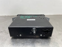 Load image into Gallery viewer, Radio SIERRA 1500 PICKUP 2017 - NW434447