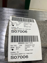 Load image into Gallery viewer, Transfer Case SILVERADO 1500 PICKUP 2017 - NW434850