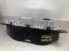 Load image into Gallery viewer, Speedometer Cluster Lincoln MKZ 2017 - NW434834