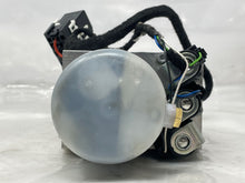 Load image into Gallery viewer, CONVERTIBLE TOP MOTOR Audi A3 2015 15 2016 16 2017 17 - NW435001