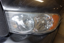 Load image into Gallery viewer, HEADLIGHT LAMP ASSEMBLY 1500 Pickup 2500 Pickup 3500 Pickup 02-05 Left - NW101925