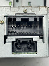 Load image into Gallery viewer, RADIO Jaguar X Type 2002 02 2003 03 AM FM Mini Disc - NW435238