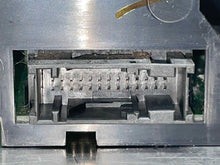 Load image into Gallery viewer, Temperature Controls Jaguar X Type 2003 - NW435139