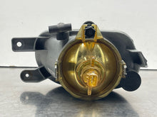 Load image into Gallery viewer, Fog Light Xc90 03 04 05 06 07 08 09 10 Left - NW83812