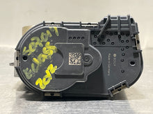 Load image into Gallery viewer, THROTTLE BODY E250 Van C250 C300 C350 C63 CLA45 CLS400 CLS550 12-16 - NW435785
