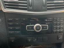 Load image into Gallery viewer, RADIO E250 Van E300 E350 E400 E550 E63 2012 12 2015 15 - NW435711
