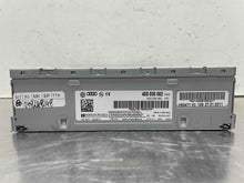 Load image into Gallery viewer, RADIO RECEIVER A4 A5 A6 Q3 Q5 Q7 RS5 S5 S6 Touareg 2009-2017 - NW437207