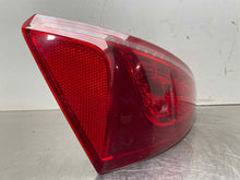 Load image into Gallery viewer, TAIL LIGHT LAMP ASSEMBLY Audi Q5 09 10 11 12 Left - NW437288