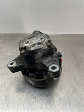 Load image into Gallery viewer, POWER STEERING PUMP RDX 2007 07 2008 08 2009 09 10 11 12 - NW437724