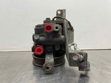 Load image into Gallery viewer, Power Steering Pump SAAB 9-2X 2006 - NW438149