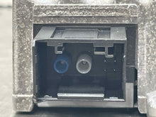 Load image into Gallery viewer, RADIATOR 320i 323i 325i 328i 1992 92 - 99 - NW131960