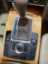 Load image into Gallery viewer, Floor Shifter AUDI A6 2006 - NW438386