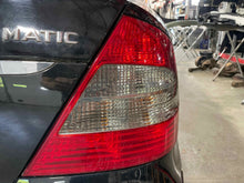 Load image into Gallery viewer, TAIL LIGHT LAMP ASSEMBLY E350 E550 E280 E300 E320 E63 07-09 Right - NW438601