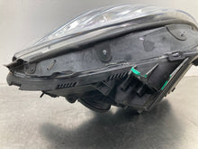 Load image into Gallery viewer, Headlight Lamp Assembly MERCEDES C-CLASS 2011 - NW438898