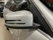 Load image into Gallery viewer, SIDE VIEW DOOR MIRROR C250 C300 C350 C63 2010 10 2011 11 Right - NW438775