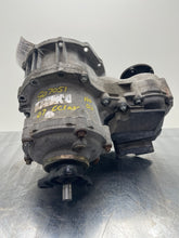 Load image into Gallery viewer, TRANSFER CASE C240 C320 E320 2003 03 04 05 06 - NW439061