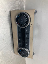 Load image into Gallery viewer, FRONT TEMPERATURE CONTROLS C250 C300 C350 C63 GLK350 13 14 15 - NW438887