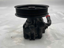Load image into Gallery viewer, Power Steering Pump Cadillac CTS 2007 - NW162565