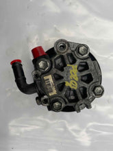 Load image into Gallery viewer, Power Steering Pump Cadillac CTS 2007 - NW162565