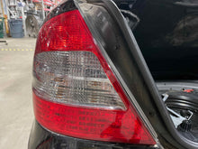 Load image into Gallery viewer, TAIL LIGHT LAMP ASSEMBLY E350 E550 E280 E300 E320 E63 07-09 Left - NW439071