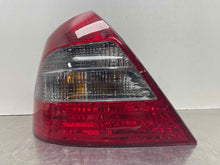 Load image into Gallery viewer, TAIL LIGHT LAMP ASSEMBLY E350 E550 E280 E300 E320 E63 07-09 Left - NW439071
