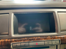 Load image into Gallery viewer, INFO-GPS SCREEN Jaguar XF XFR 2010 10 2011 11 - NW439493