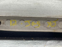 Load image into Gallery viewer, RADIATOR Jaguar Vanden Pl XF XFR XJ XJL XJR 10 11 12 13 14 15 - NW439592