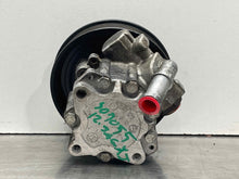 Load image into Gallery viewer, POWER STEERING PUMP F-Type Vanden Pl XF XFR XJ XJL XJR XK XKR 10-15 - NW439689