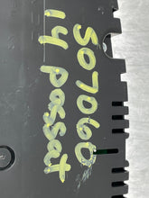 Load image into Gallery viewer, SPEEDOMETER CLUSTER Volkswagen Passat 2013 13 2014 14 - NW439686