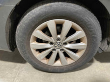 Load image into Gallery viewer, WHEEL RIM Beetle Passat 12 13 14 15 16x6-1/2 ALLOY - NW439782
