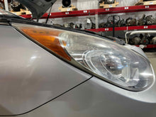 Load image into Gallery viewer, HEADLIGHT LAMP ASSEMBLY Sonata Sonata Hybrid 11 12 13 14 15 Right - NW440357