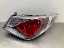 Load image into Gallery viewer, OUTER TAIL LIGHT LAMP Sonata Sonata Hybrid 11 12 13 14 15 Right - NW440745
