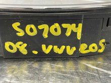 Load image into Gallery viewer, SPEEDOMETER INSTRUMENT CLUSTER GAUGES Volkswagen EOS 2008 08 - NW440683