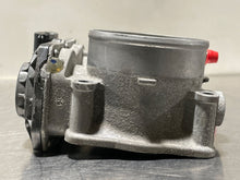 Load image into Gallery viewer, THROTTLE BODY Camry Highlander Rav 4 Avalon 05 06 - 10 - NW440735